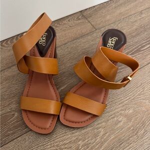 New Franco Sarto Olinda Women's Tan leather  Sandals size 7.5 M